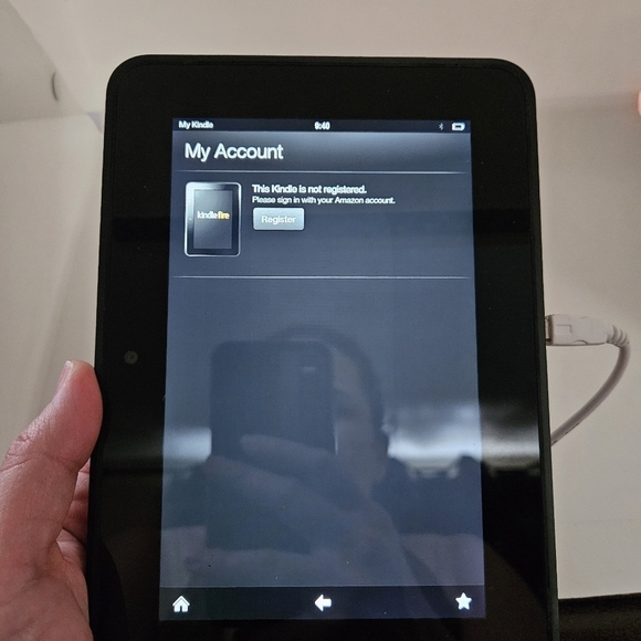 Amazon Kindle Fire HD 7" 32 GB with gray Belkin case - Picture 11 of 11